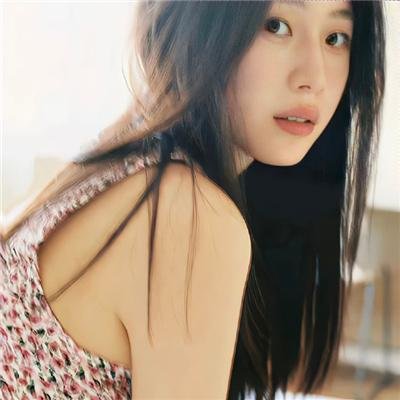 小犬与女孩